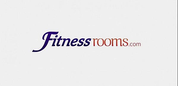  Fitness Rooms Ebony UK gym bunny Kiki Minaj licks busty babe Anissa Jolie